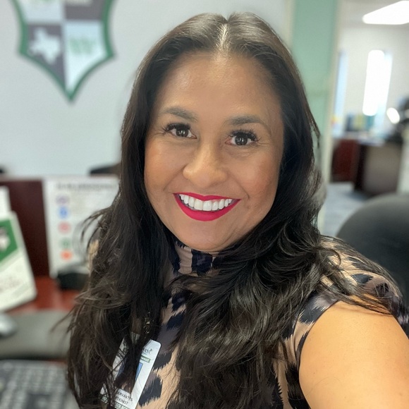 Meet your Posher, Maggie - Picture 1 of 1